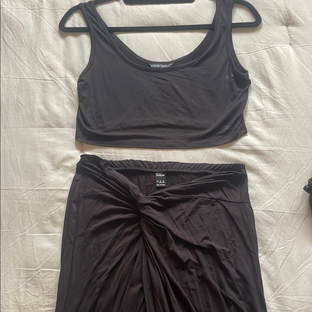 SHEIN Black Ruched Wrap Midi Skirt